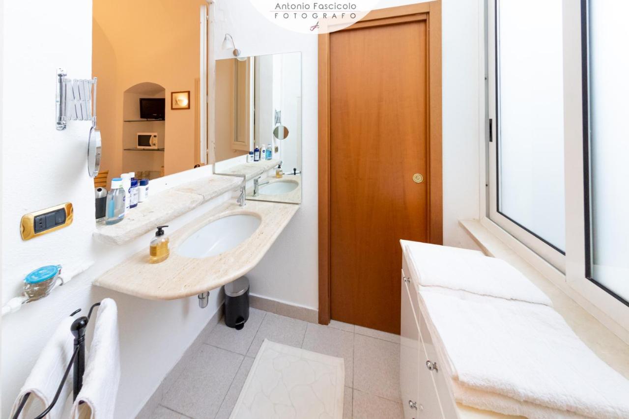 Antica Dimora Lombardi 1 Apartment Bari Exterior photo